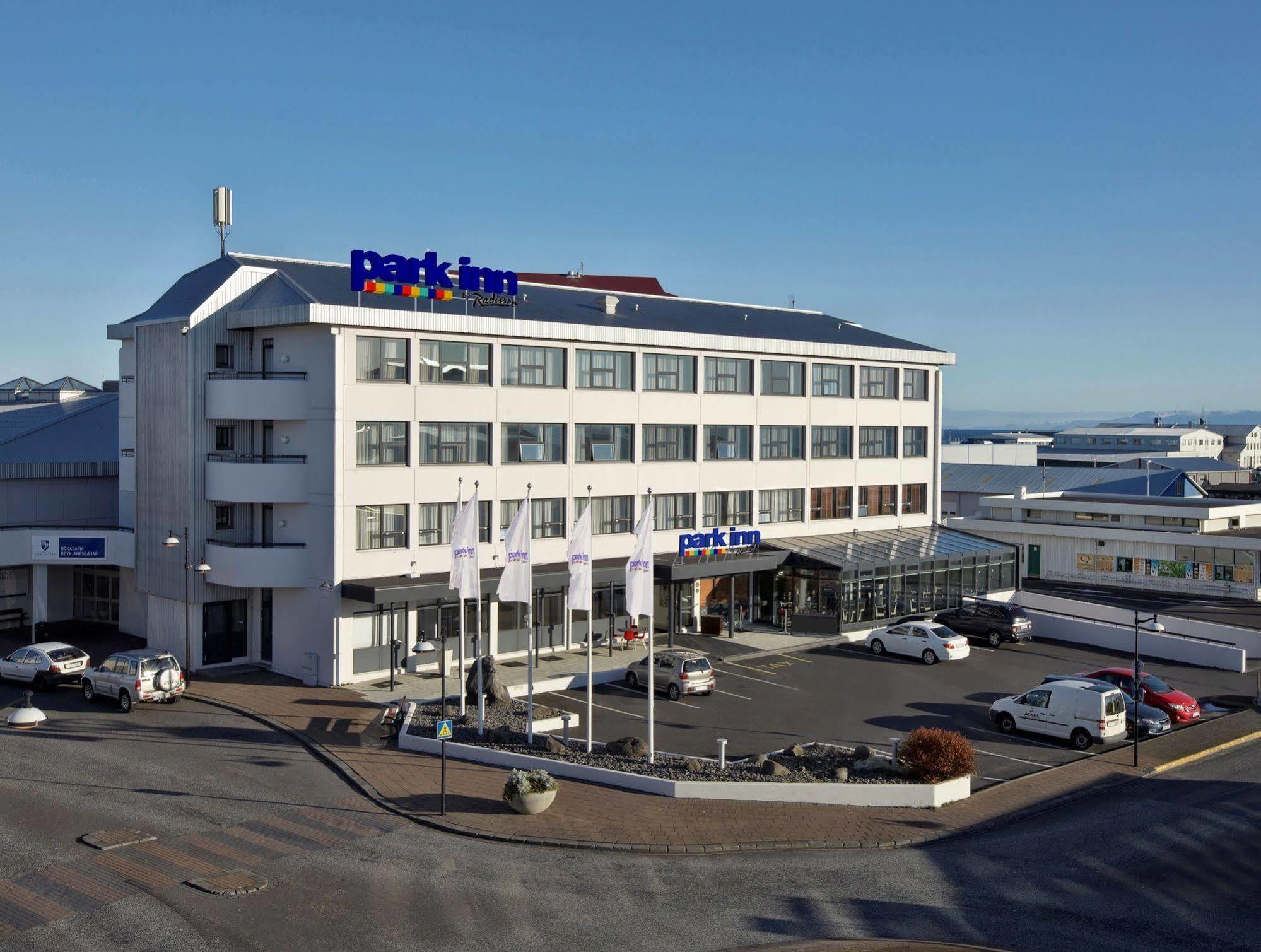 Park By Radisson Reykjavik Airport 4*